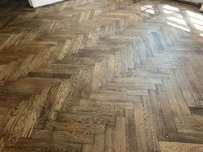 Parkett färben in Hamburg